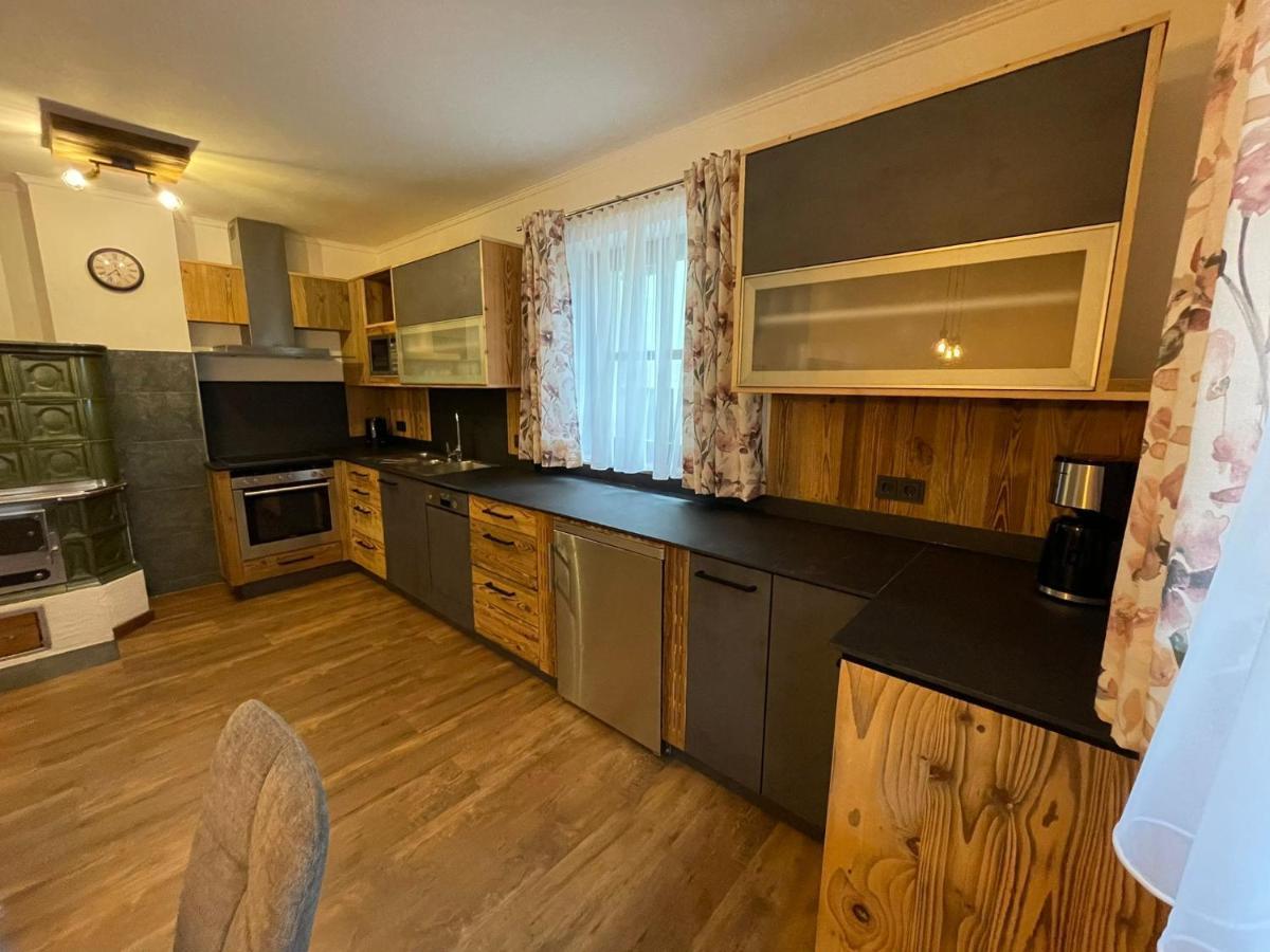 Ferienwohnung Rohrmoser Mit 2 Schlafzimmern Huttschlag ภายนอก รูปภาพ